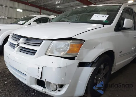 2009 Dodge Grand Caravan Sxt z USA, uszkodzony, nr VIN 2D8HN54X89R687547